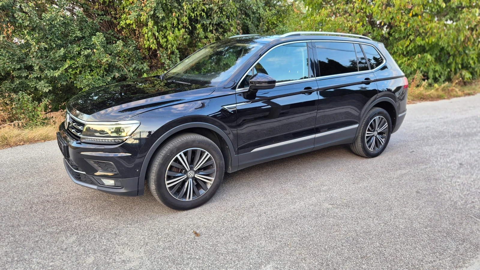 VW Tiguan 2.0TDI /Highline/ 7места - [1] 