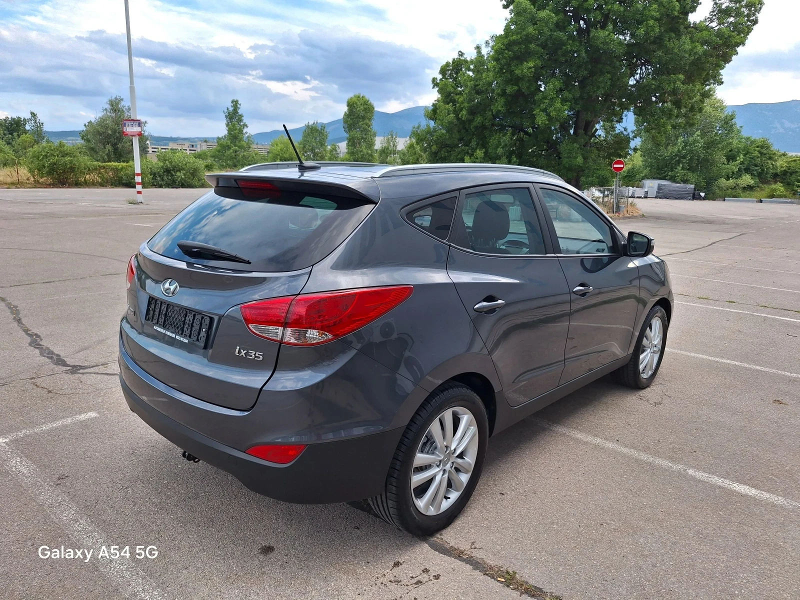 Hyundai IX35 2.0-163кс. ВСИЧКИ ЕКСТРИ - изображение 3