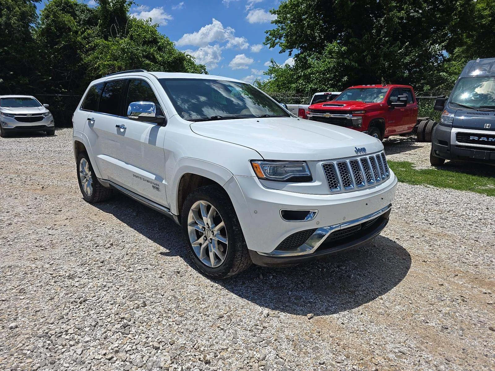 Jeep Grand cherokee SUMMIT* 5.7 HEMI* HARMAN* DISTRO* ОБДУХ* 8ZF* DIGI - изображение 2