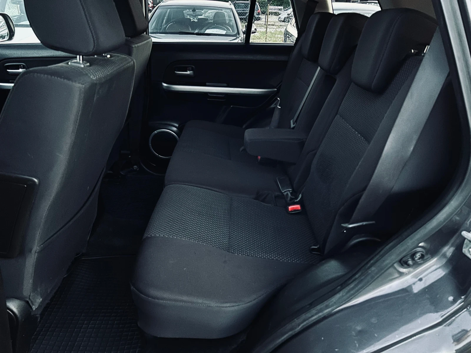 Suzuki Grand vitara 2.4 Face Keyless 4x4  - изображение 7