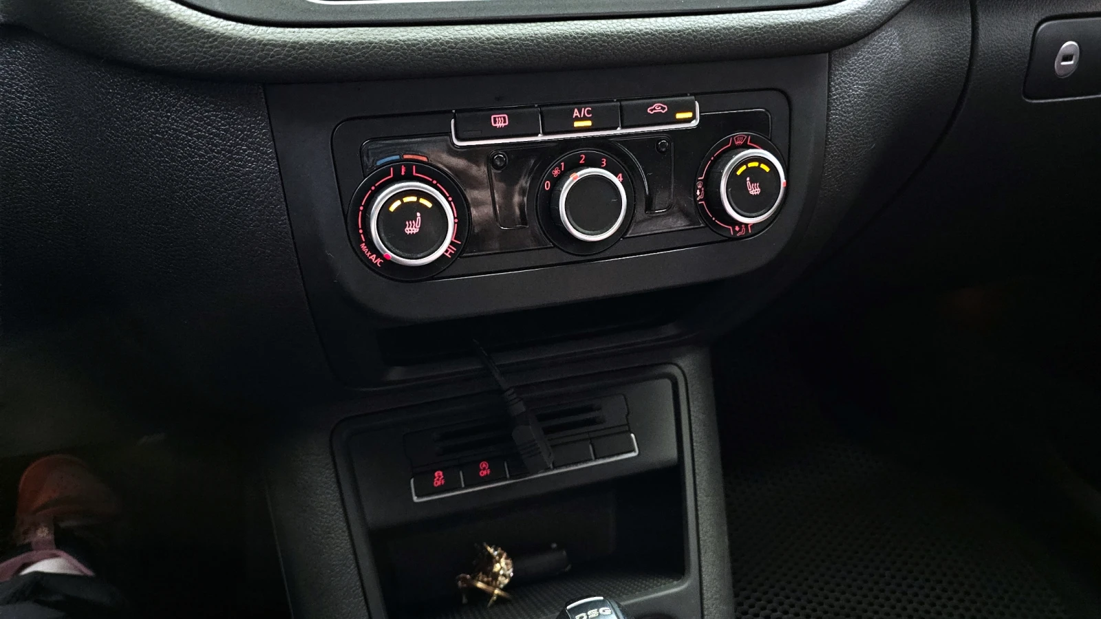 VW Tiguan 2.0TDI COMFORT | Mobile.bg   16