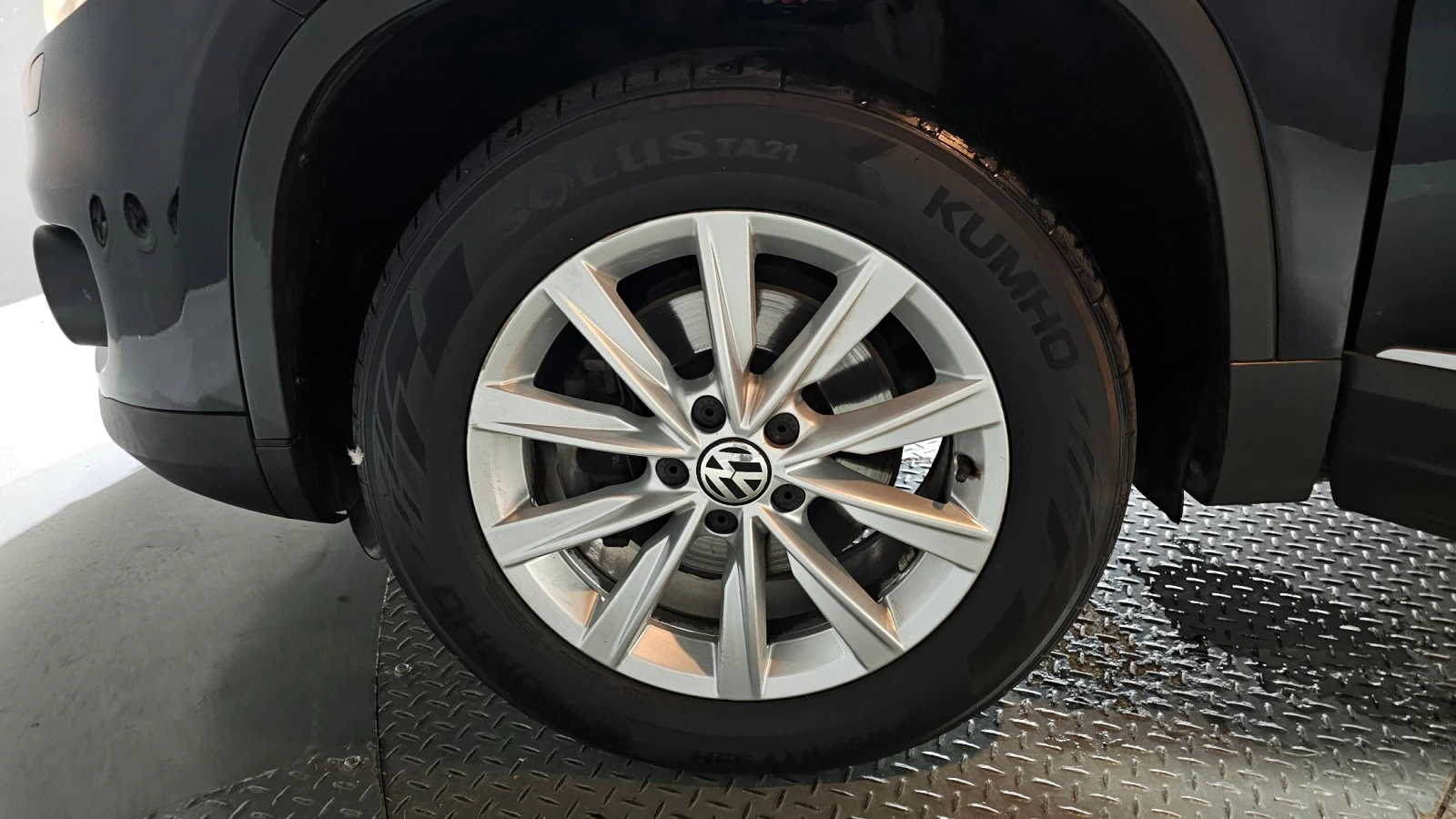 VW Tiguan 2.0TDI COMFORT - изображение 5