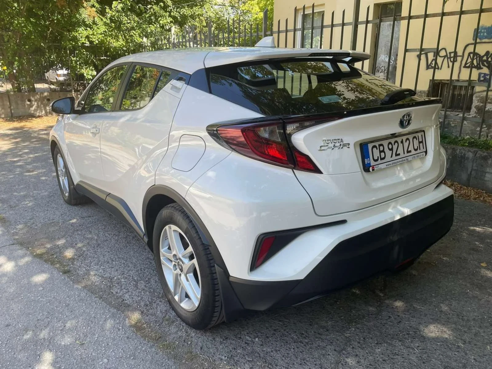 Toyota C-HR  - изображение 4