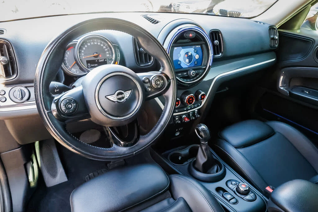 Mini Countryman ПАНОРАМА* КОЖА* КАМЕРА* ПОДГРЕВ* KEYLESS - изображение 7