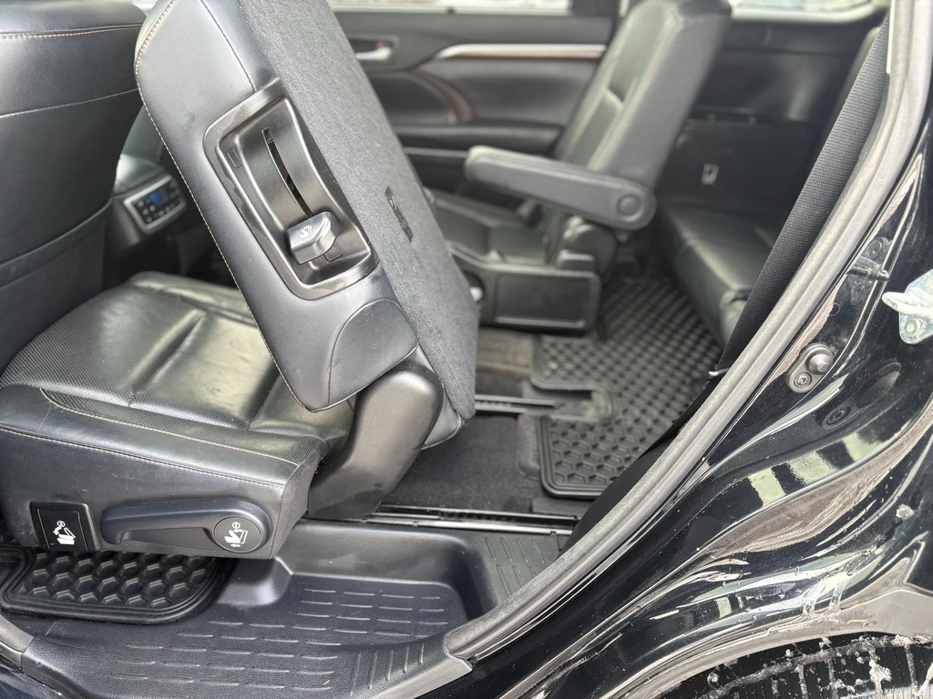 Toyota Highlander * LIMITED* AWD* 7 PASSENGERS* 1 OWNER*  - изображение 9