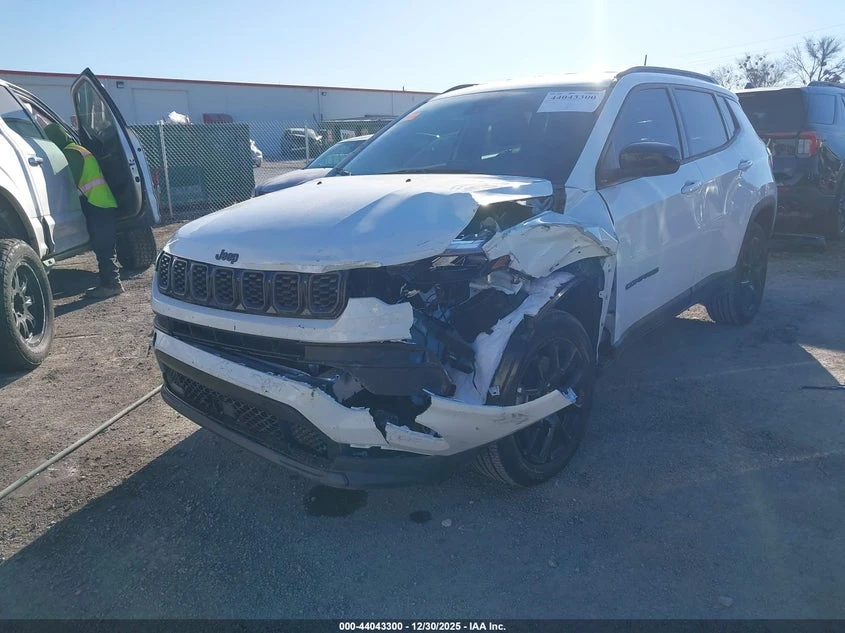 Jeep Compass 2.0L I-4 DI, DOHC, VVT, TURBO, 200HP 4X4 Drive | Mobile.bg � ����������� 2