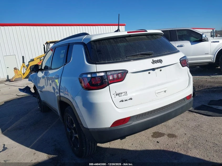 Jeep Compass 2.0L I-4 DI, DOHC, VVT, TURBO, 200HP 4X4 Drive | Mobile.bg � ����������� 3