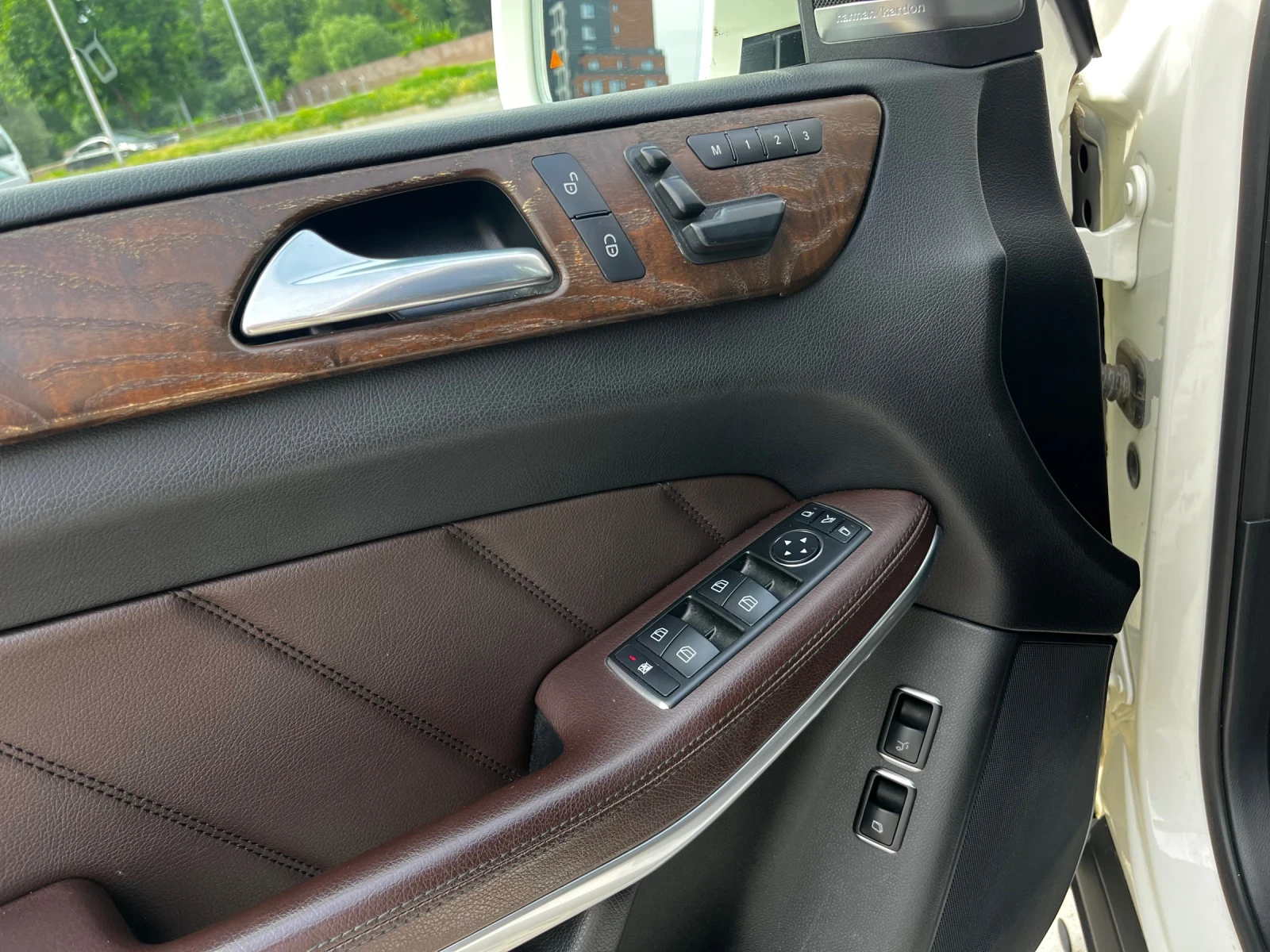 Mercedes-Benz GL 350, снимка 13 - Автомобили и джипове - 54873928