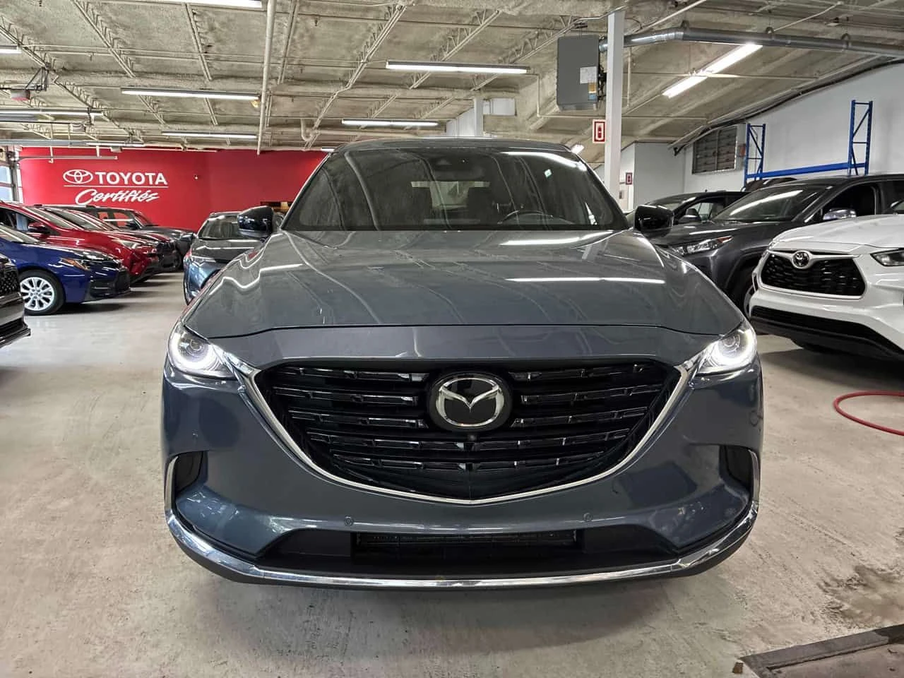 Mazda CX-9 * AWD * CARFAX * БЕЗ ПЪРВОНАЧАЛНА ВНОСКА, снимка 6 - Автомобили и джипове - 55351320