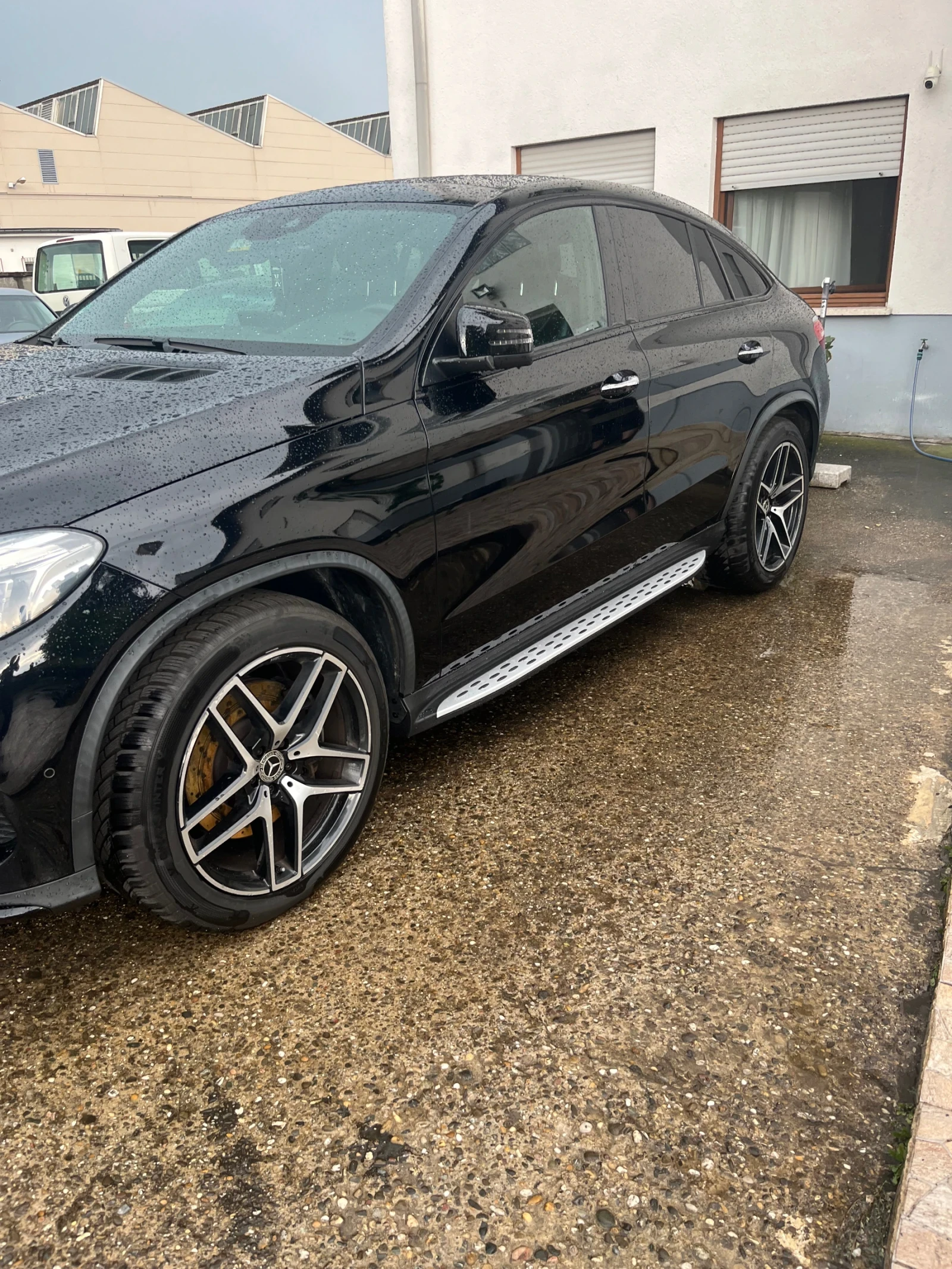 Mercedes-Benz GLE 400 Coupe, снимка 4 - Автомобили и джипове - 55637024