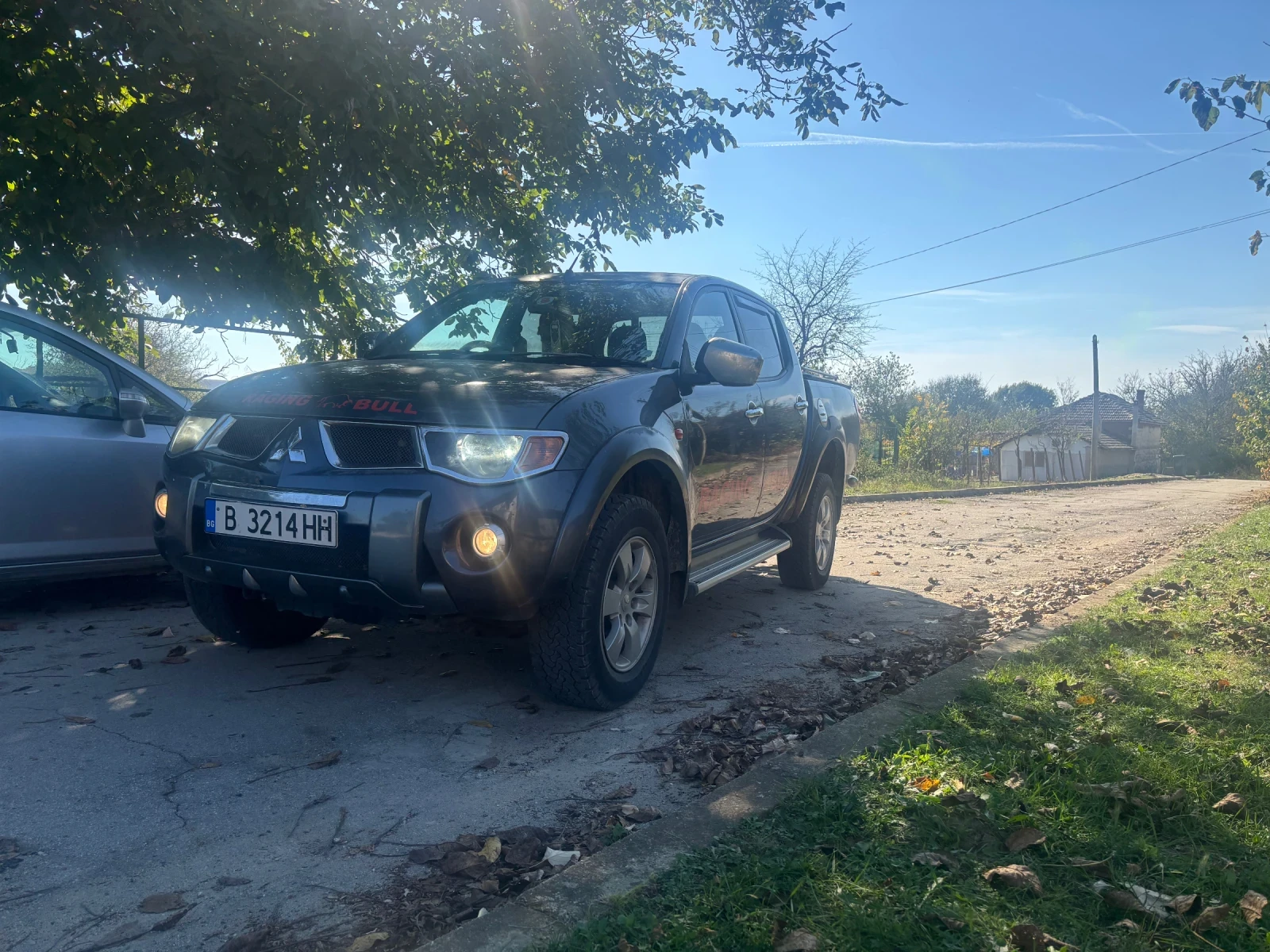 Mitsubishi L200, снимка 13 - Автомобили и джипове - 56579728