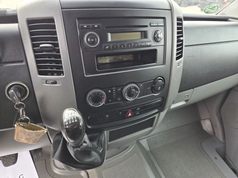 Mercedes-Benz Sprinter 315 CDI, Пътнически, 8 местен, Клима, снимка 11 - Бусове и автобуси - 53285376