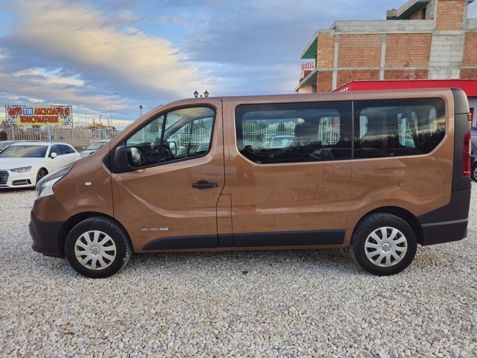 Renault Trafic 1.6TDCi/145КС./8+ 1/ЕВРО6 - изображение 4