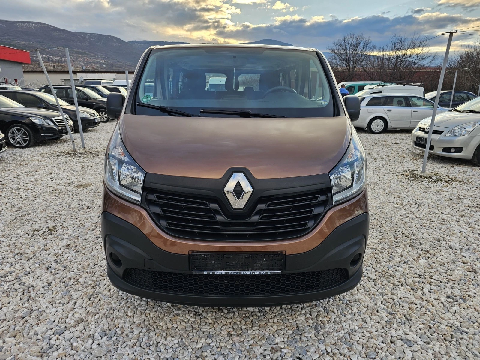 Renault Trafic 1.6TDCi/145КС./8+ 1/ЕВРО6 - изображение 2