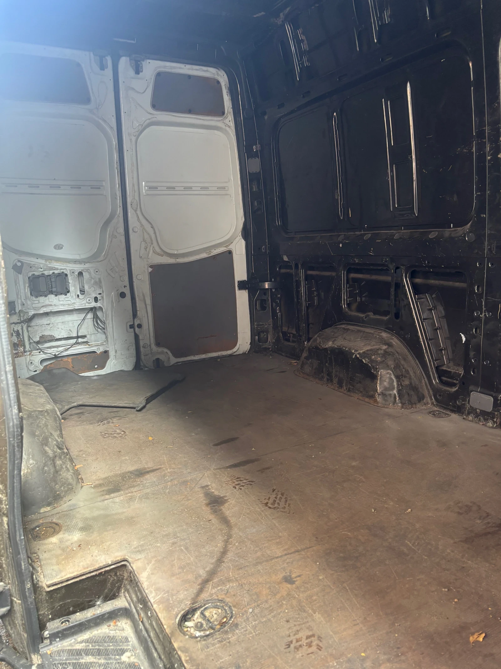 Mercedes-Benz Sprinter 313 2.2 cdti  - изображение 7