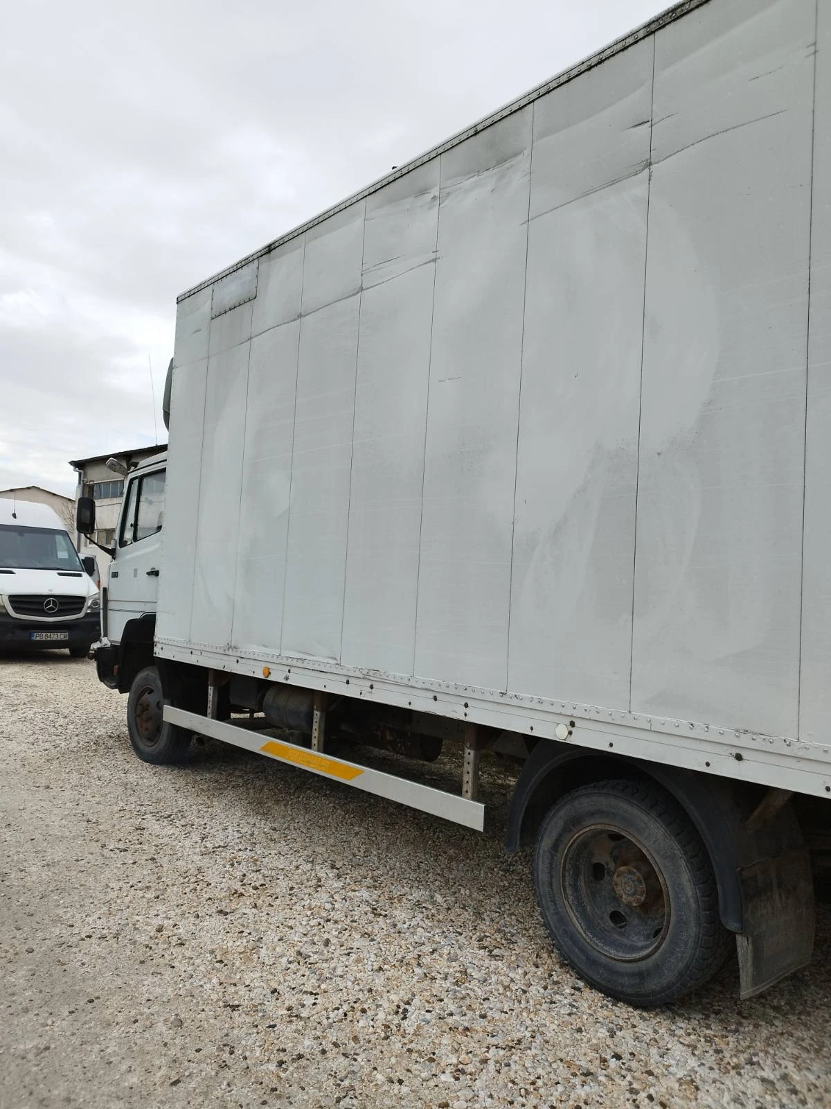 Mercedes-Benz 814 2 | Mobile.bg   2