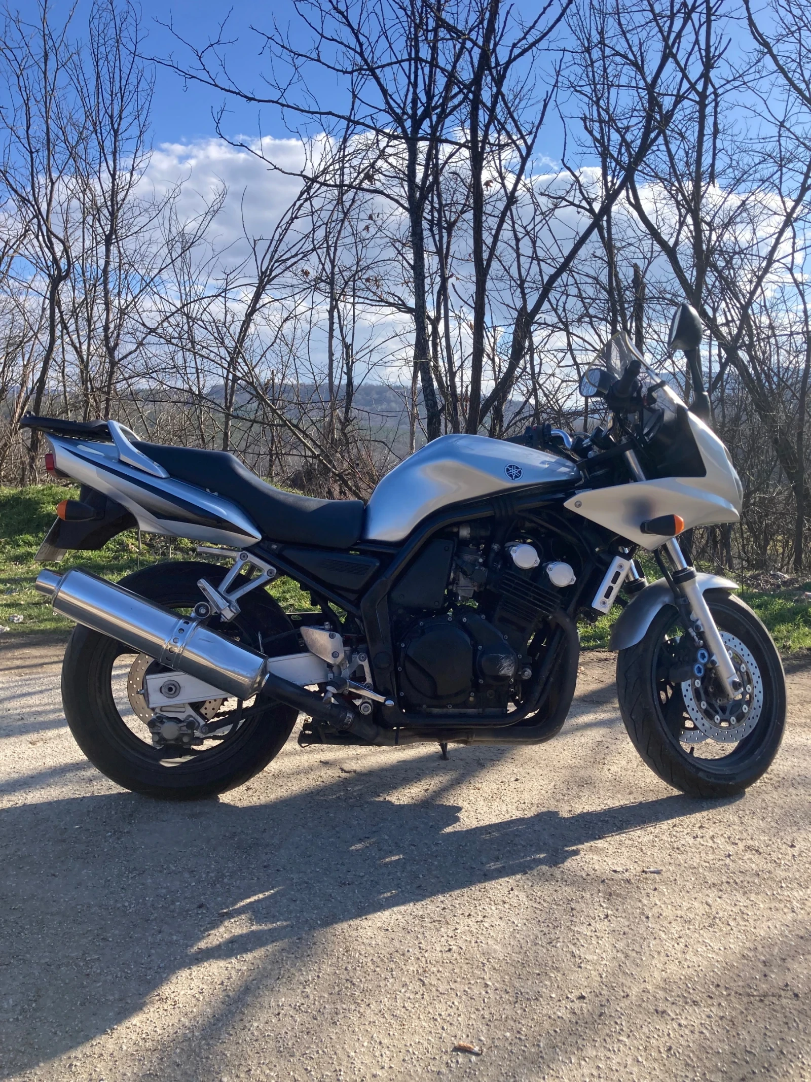 Yamaha FZS 600, снимка 4 - Мотоциклети и мототехника - 55245368