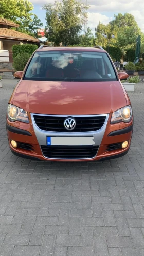 Обява за продажба на VW Touran Cros touran 2.0tdi ~9 900 лв. - изображение 1