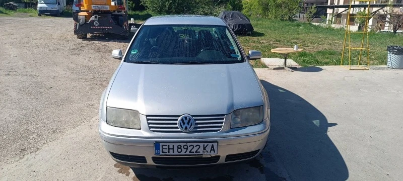 VW Bora, снимка 1 - Автомобили и джипове - 47547272