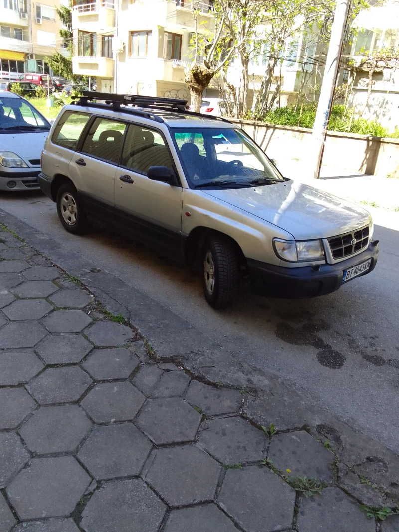 Subaru Forester, снимка 6 - Автомобили и джипове - 46281560