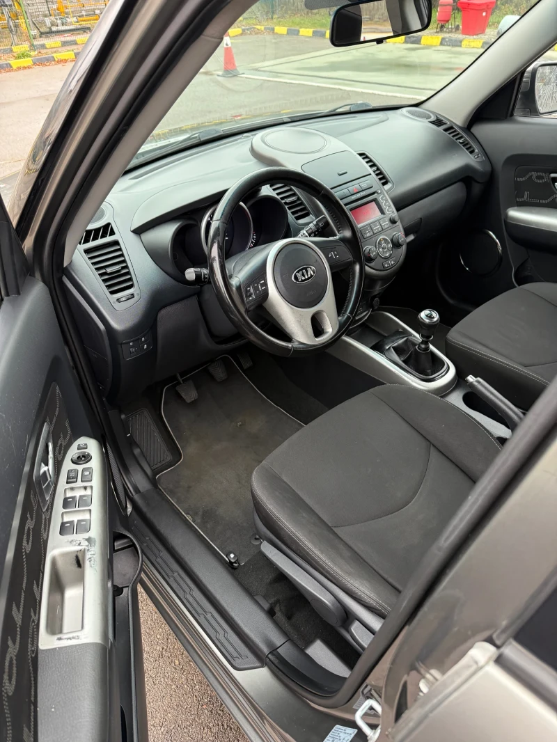 Kia Soul 1.6/140кс/6скорости/Full/CH, снимка 13 - Автомобили и джипове - 48232261