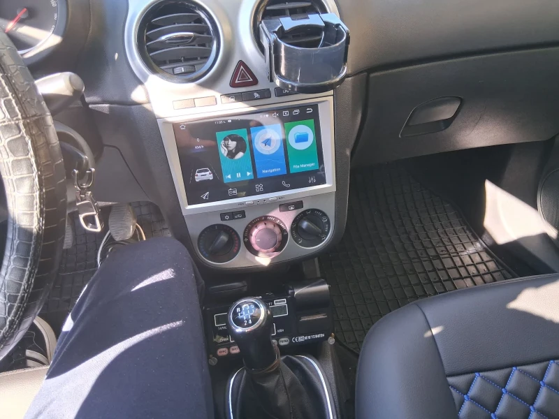 Opel Corsa 1.2 LPG, снимка 5 - Автомобили и джипове - 52940453