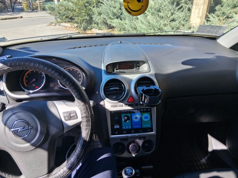 Opel Corsa 1.2 LPG, снимка 4 - Автомобили и джипове - 52940453