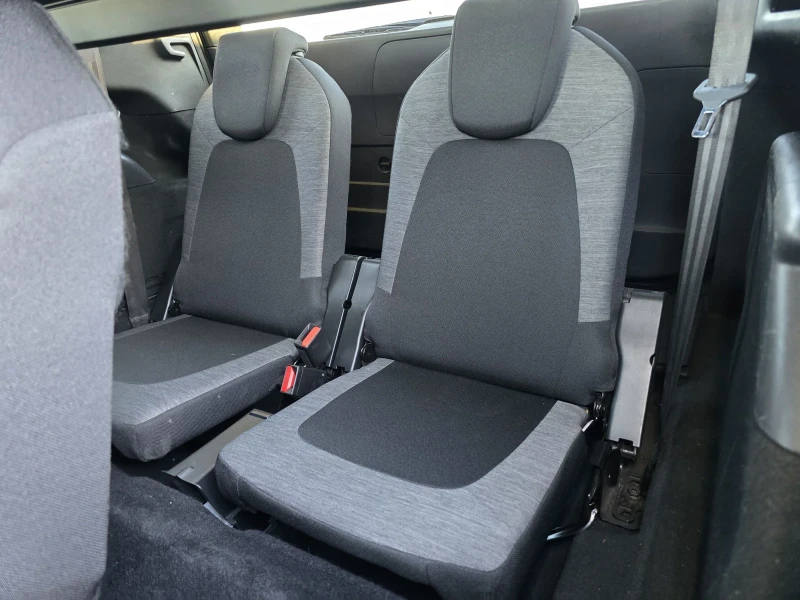 Citroen Grand C4 Picasso HDI Evro 6B , снимка 17 - Автомобили и джипове - 52408712