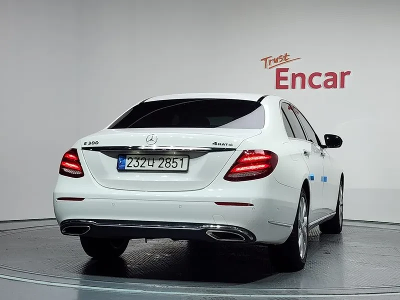 Mercedes-Benz E 300 4MATIC - САМО 30% АВАНС, снимка 8 - Автомобили и джипове - 56266490