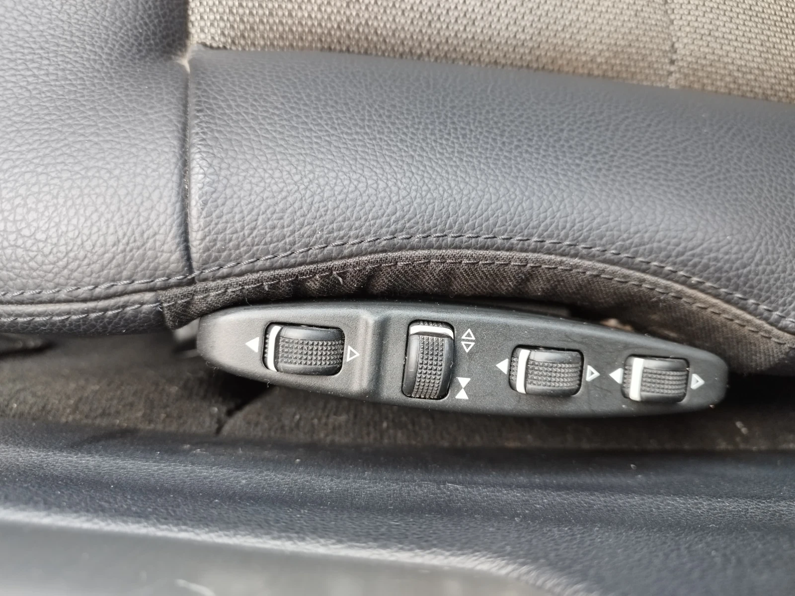 Mercedes-Benz E 350 3.0 CDI 4 Matic EURO 5A | Mobile.bg — изображение 15