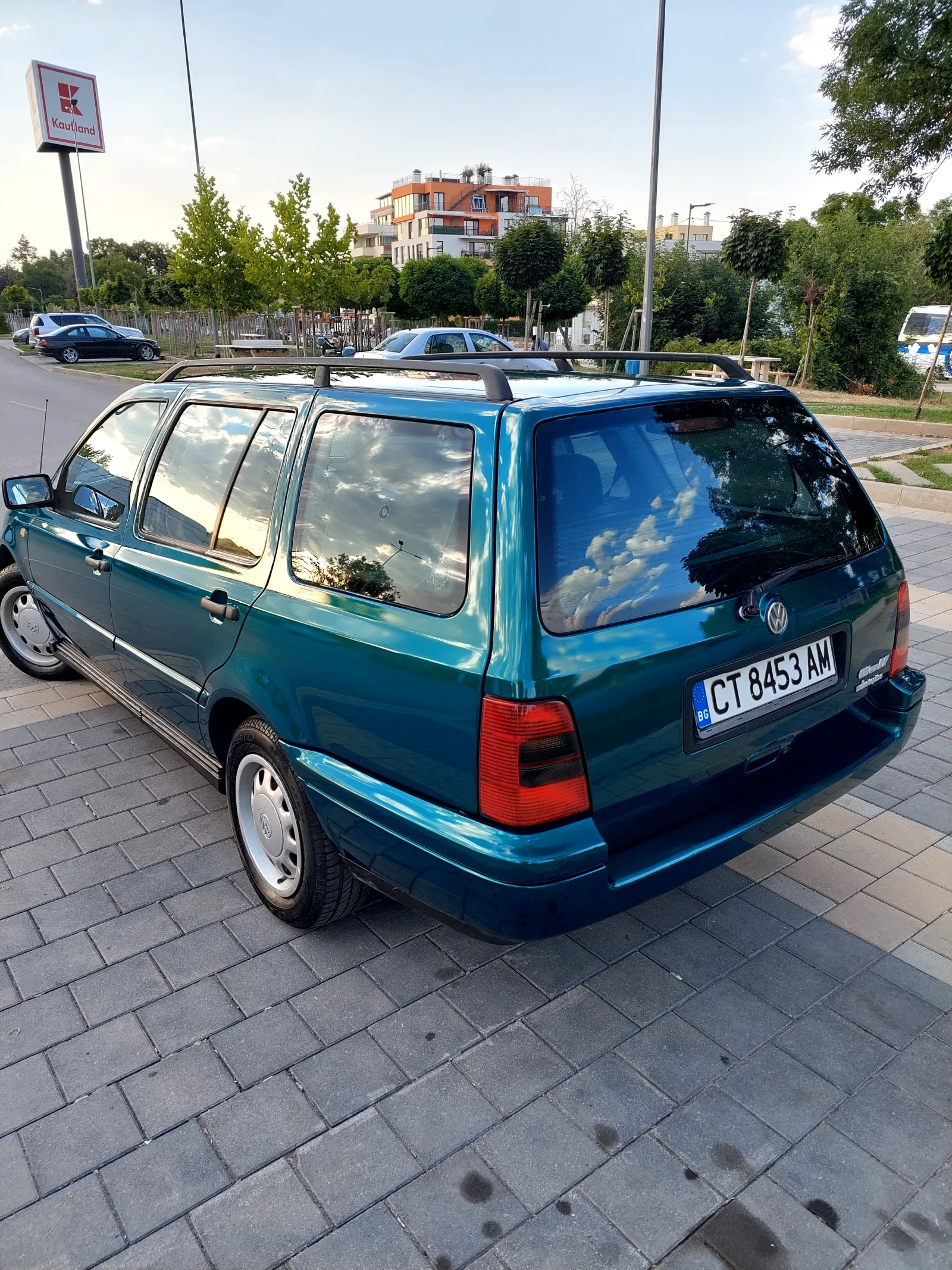 VW Golf 1.8 без ГАЗ ABS, пълен ел.пакет - изображение 5