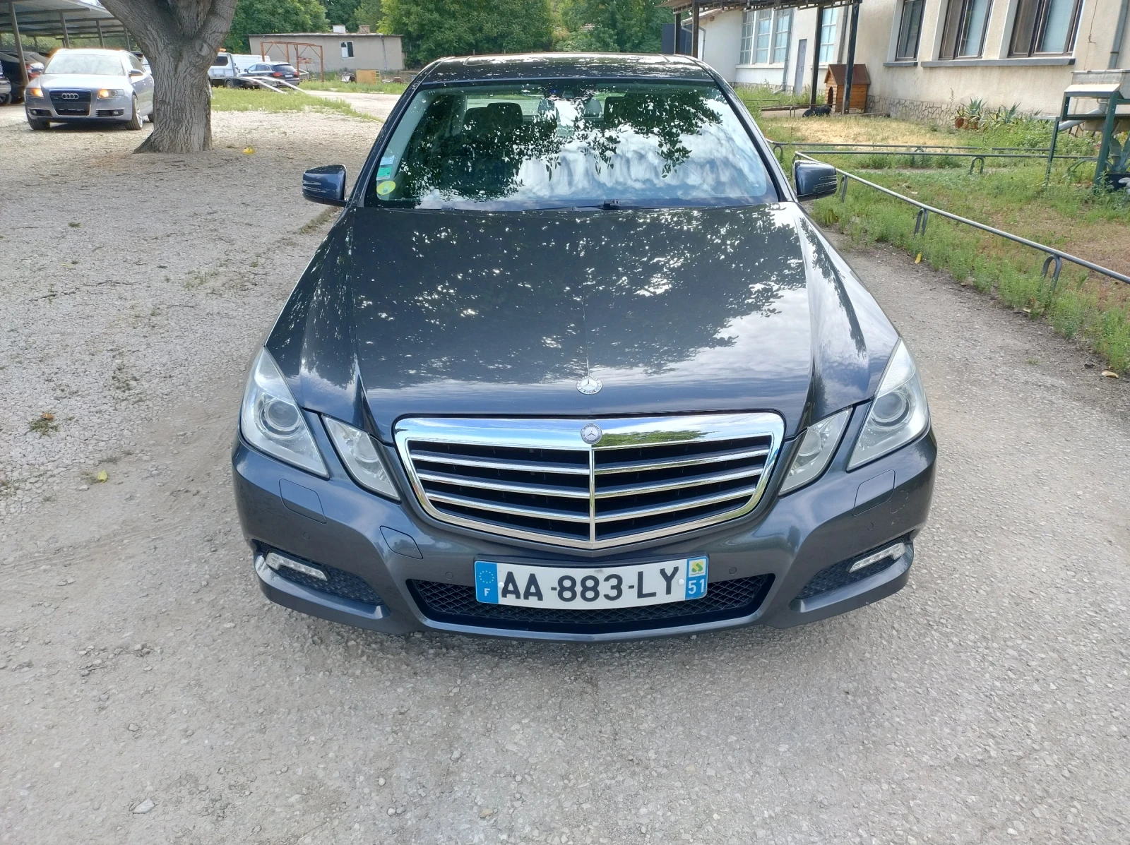 Mercedes-Benz E 250 CDI AVANTGARDE FULL BLUE EFFICIENCY - изображение 2