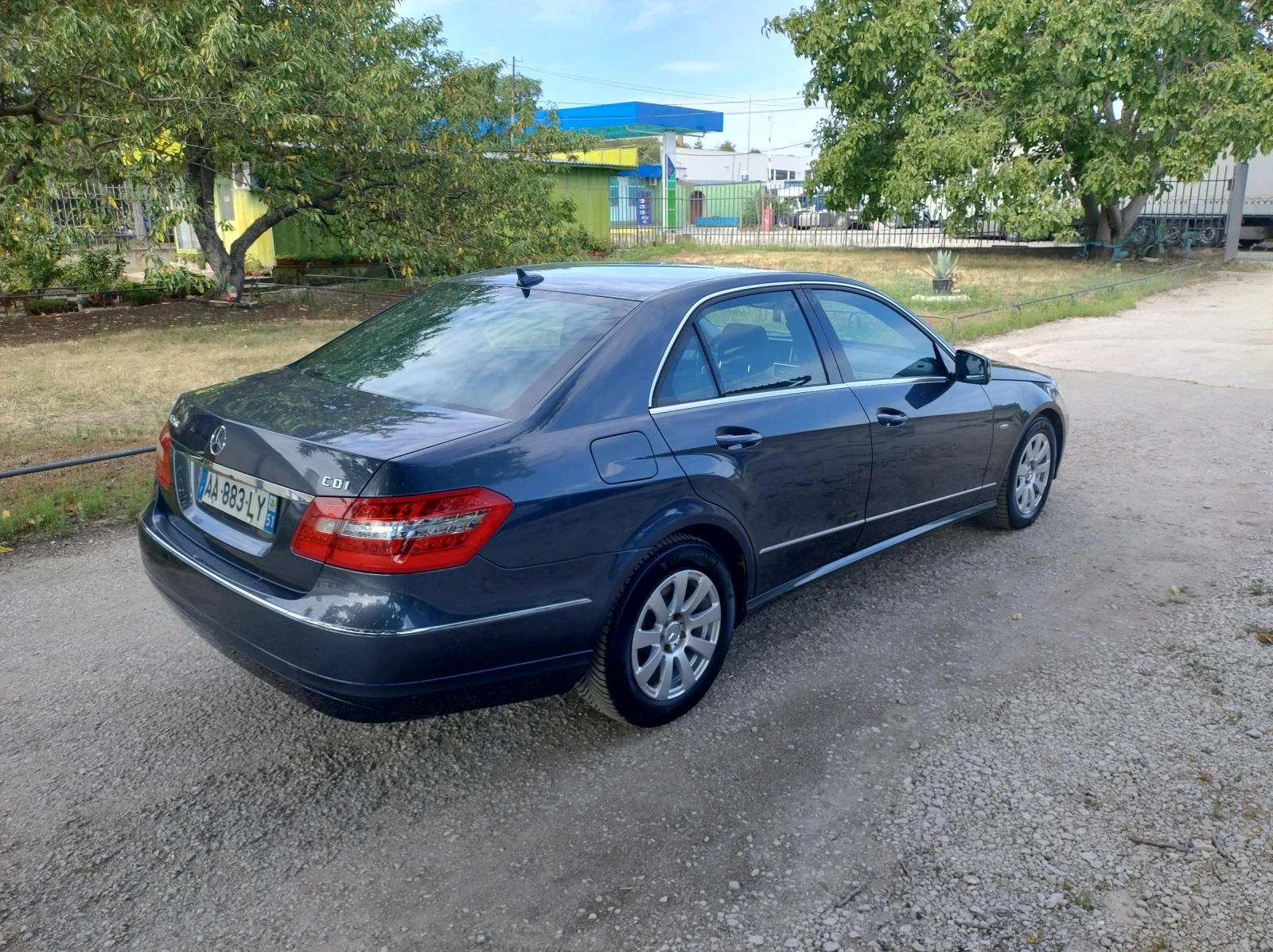 Mercedes-Benz E 250 CDI AVANTGARDE FULL BLUE EFFICIENCY - изображение 6