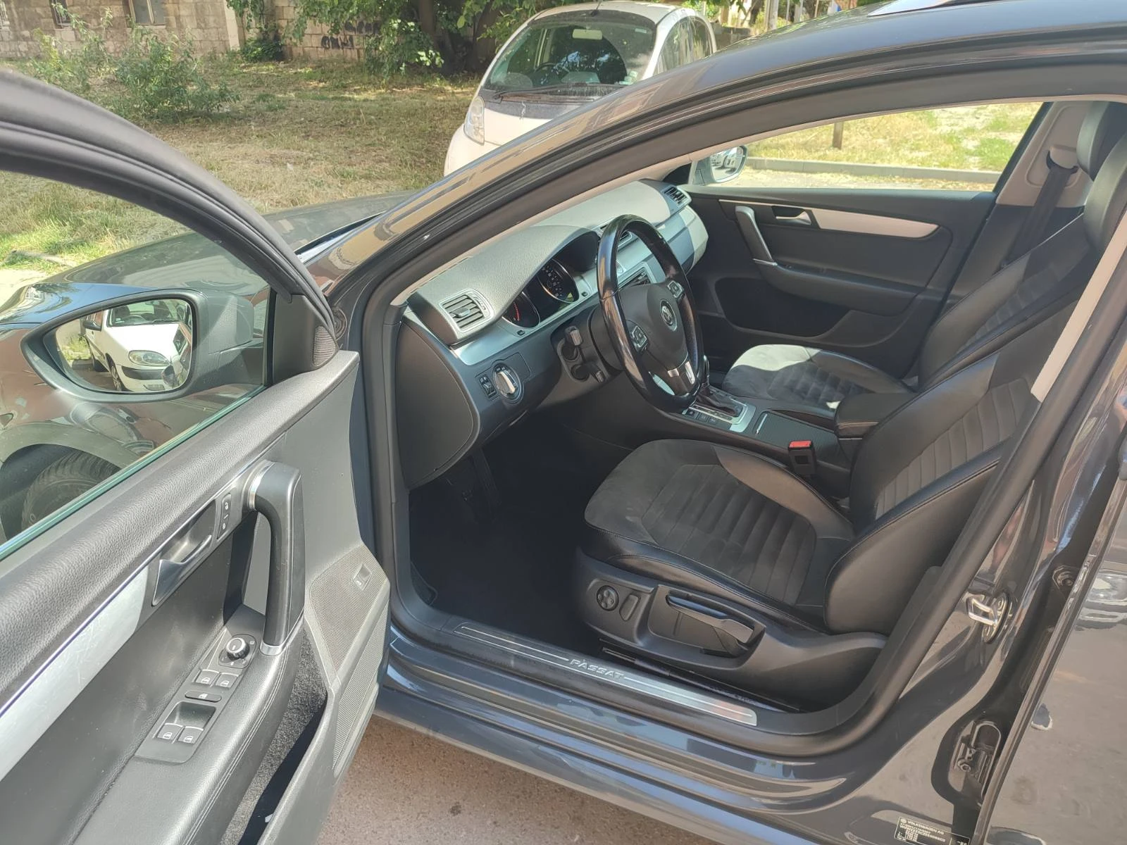 VW Passat 2.0TDI DSG Автомат Кожа - изображение 8