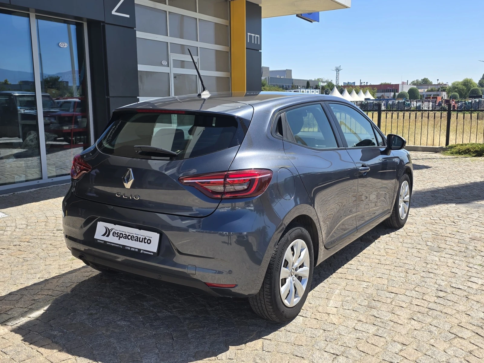 Renault Clio 1.0TCe/ 91к.с./Life - изображение 4
