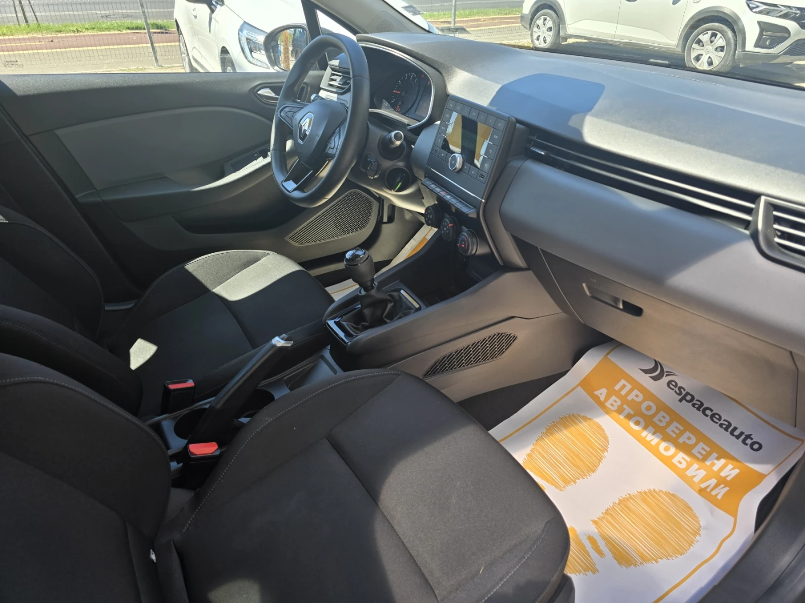 Renault Clio 1.0TCe/ 91к.с./Life - изображение 10