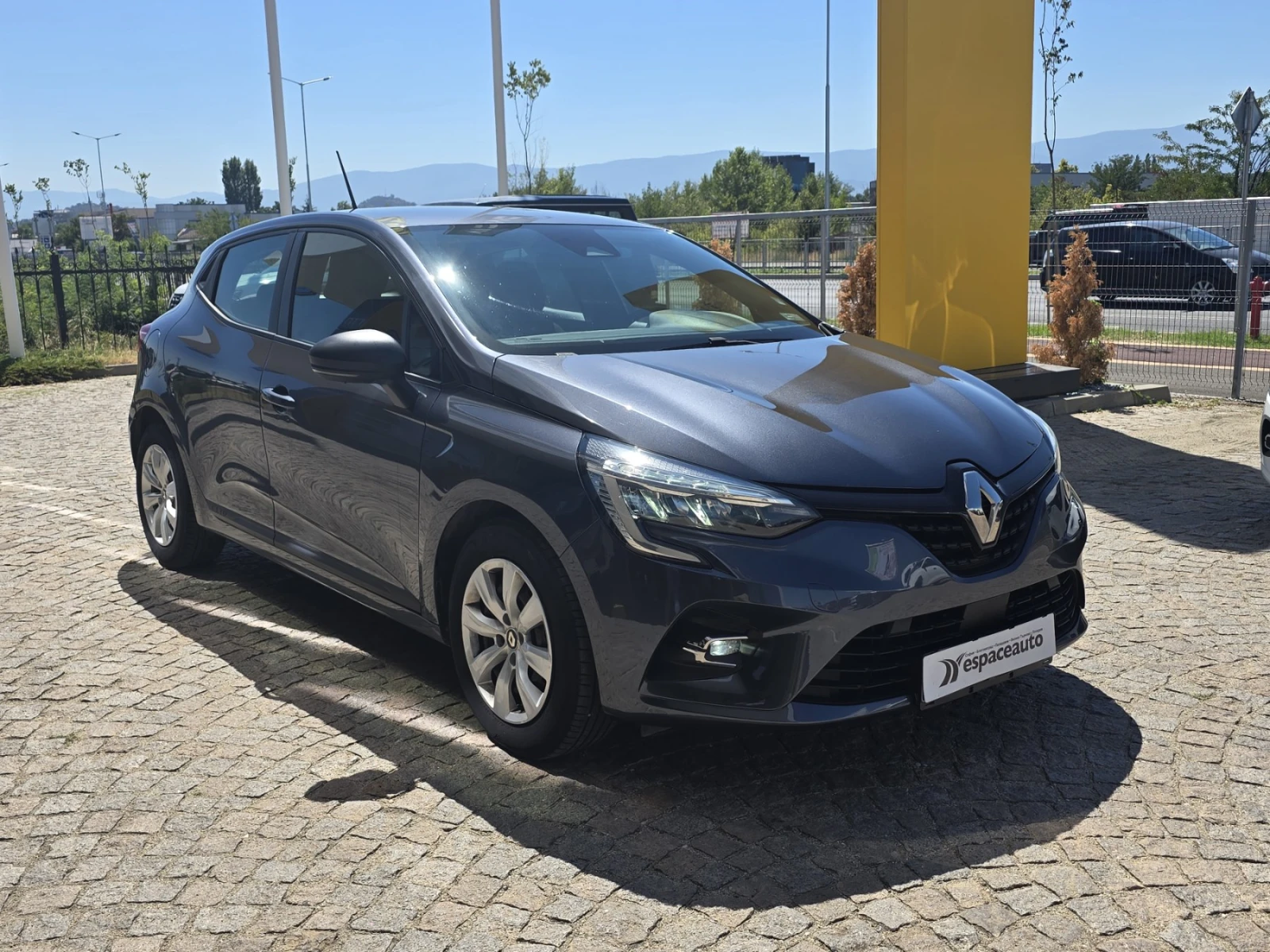 Renault Clio 1.0TCe/ 91к.с./Life - изображение 3