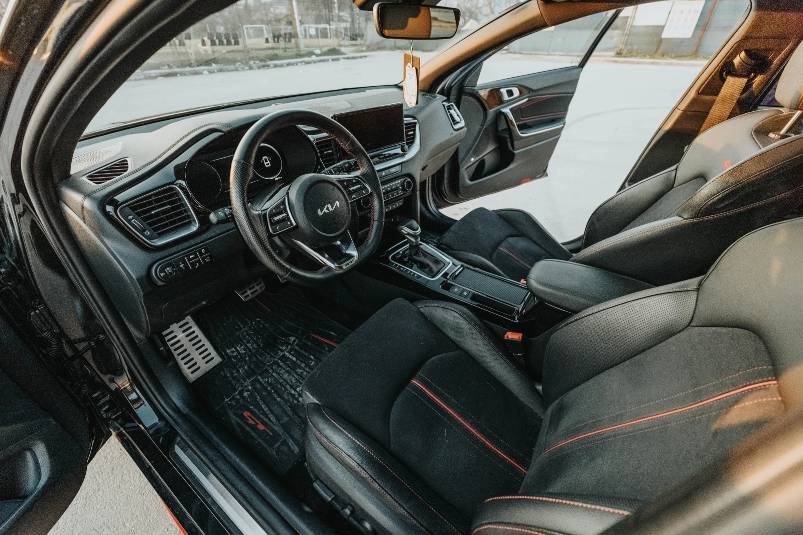 Kia Pro ceed GT, снимка 15 - Автомобили и джипове - 53587233