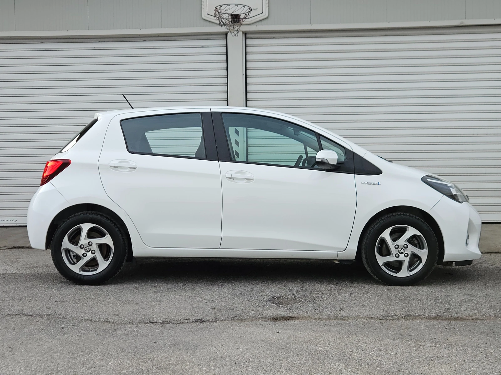 Toyota Yaris 1.5HYBRID/AVTOMAT/������/NAVI/������/EURO 6B/��� | Mobile.bg � ����������� 2