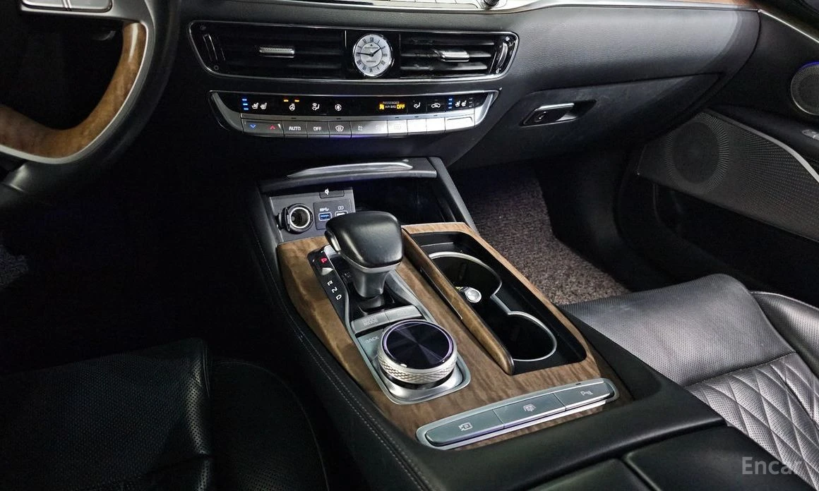 Kia K9, снимка 9 - Автомобили и джипове - 53761072