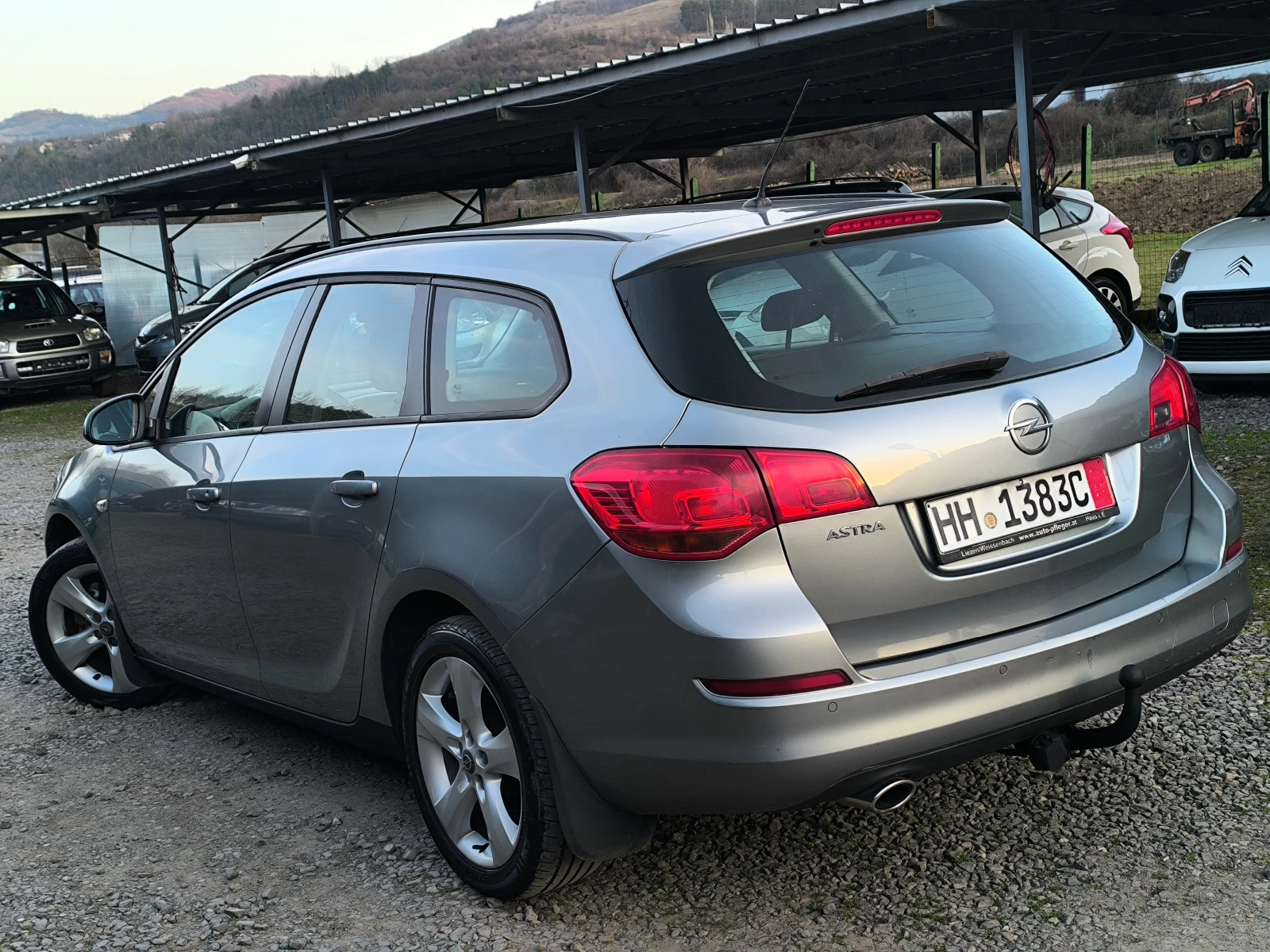 Opel Astra -FACE LIFT-1.4i-120кс-6 скорости-КЛИМАТРОНИК-, снимка 5 - Автомобили и джипове - 53835833