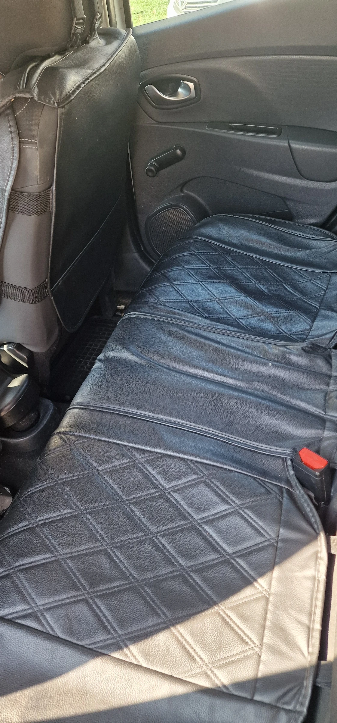 Renault Clio Гранд тур, снимка 4 - Автомобили и джипове - 53971043