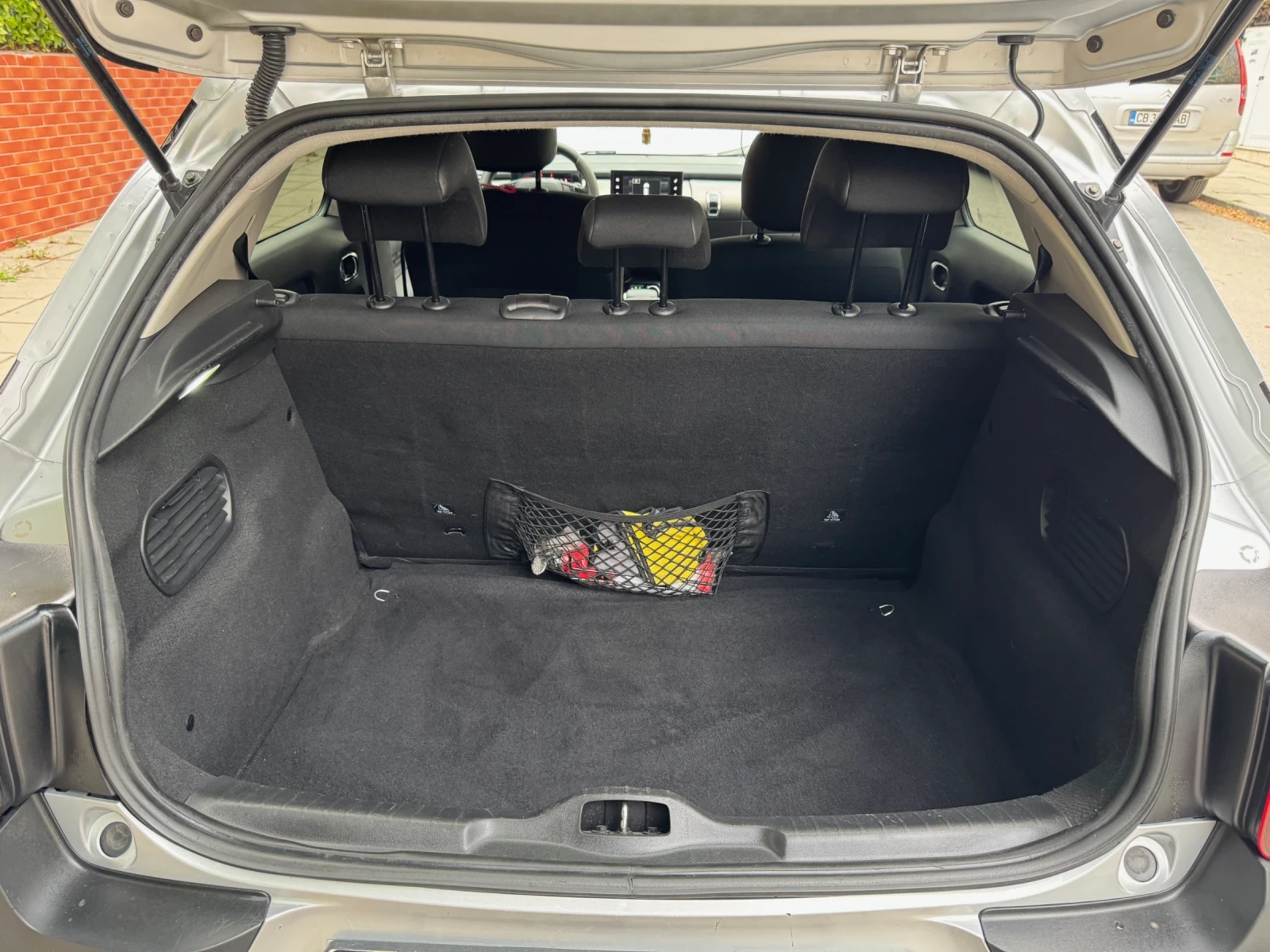 Citroen C4 Cactus, снимка 3 - Автомобили и джипове - 54268494