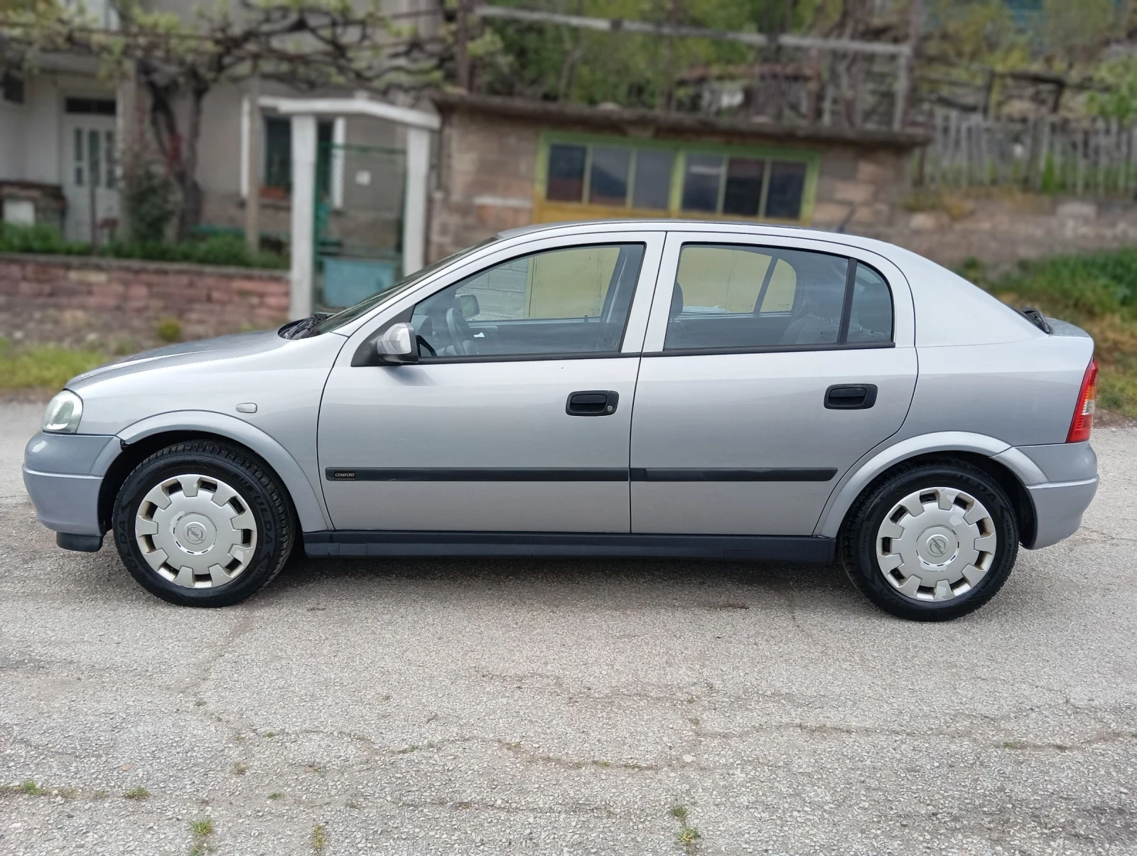 Opel Astra 1.6i 84к.с., снимка 7 - Автомобили и джипове - 54359990