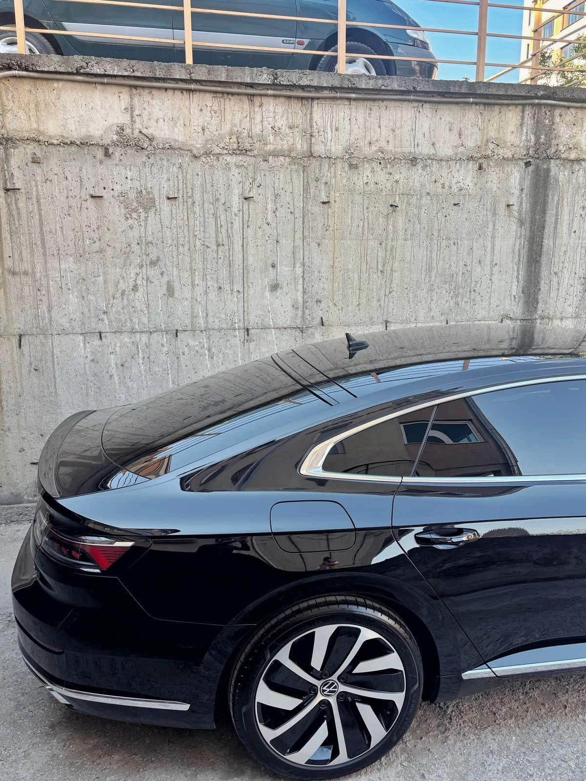 VW Arteon 4 MOTION R Line , снимка 3 - Автомобили и джипове - 54543204