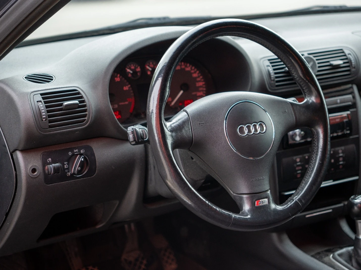 Audi S3 8L, снимка 13 - Автомобили и джипове - 54559463