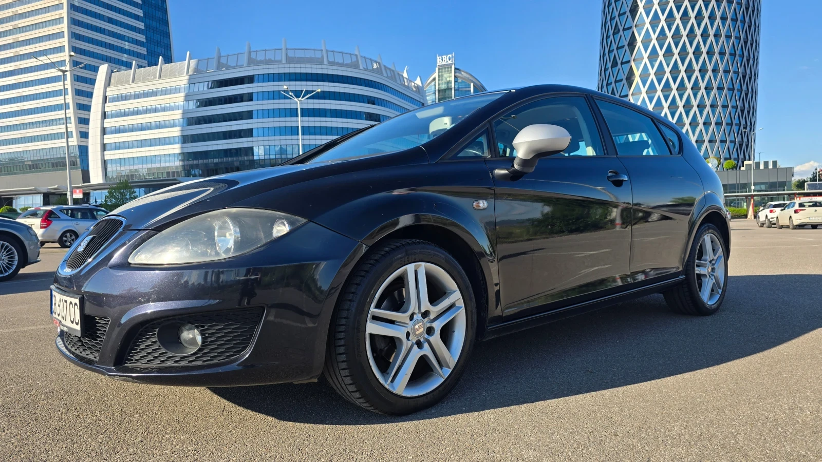 Seat Leon, снимка 3 - Автомобили и джипове - 54600609