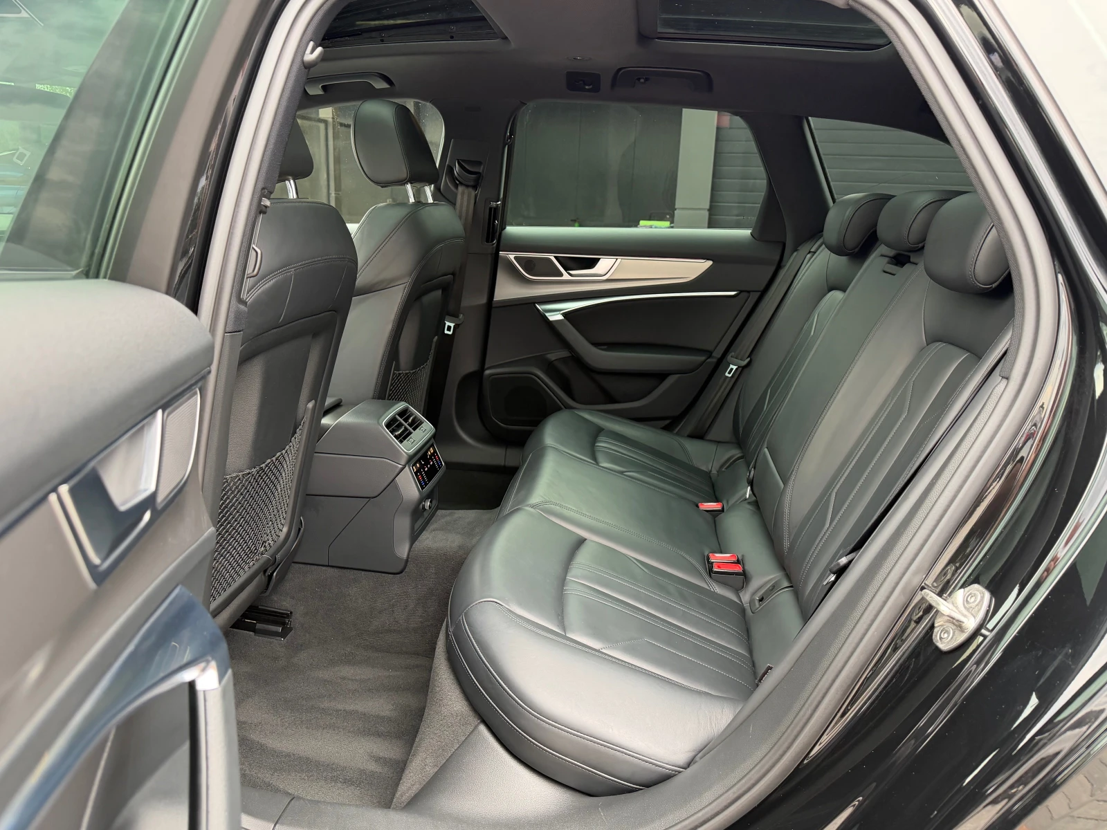 Audi A6 50TDI #PANO#DISTR#KeyLess#HUD#PODGREV#CAM#MEMORY#, снимка 13 - Автомобили и джипове - 55409406