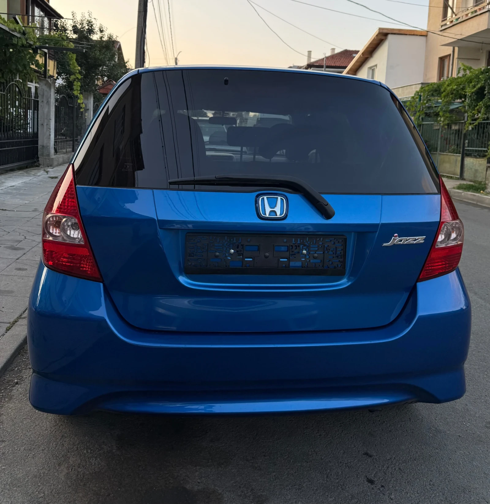 Honda Jazz 1.4i SPORT ШВЕЙЦАРИЯ 100% РЕАЛЕН ВИДЕО ЛИЗИНГ, снимка 8 - Автомобили и джипове - 55485091