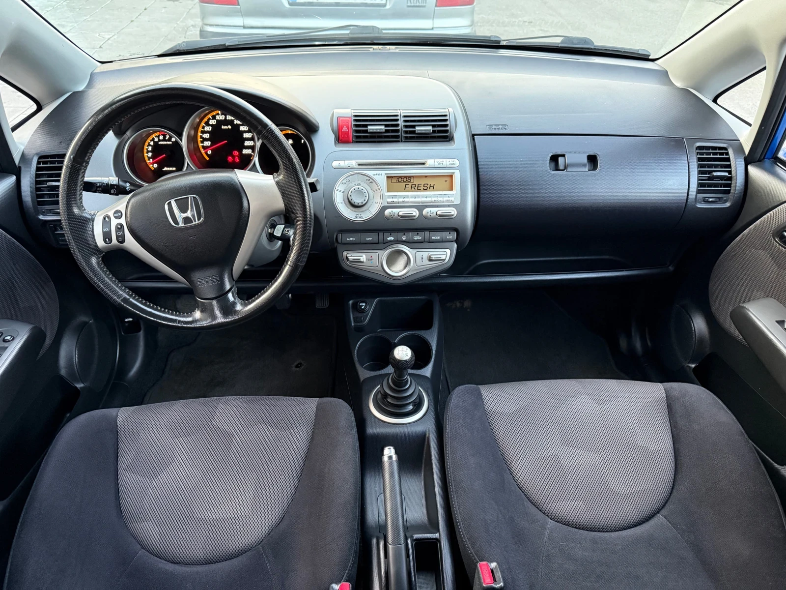 Honda Jazz 1.4i SPORT ШВЕЙЦАРИЯ 100% РЕАЛЕН ВИДЕО ЛИЗИНГ, снимка 12 - Автомобили и джипове - 55485091